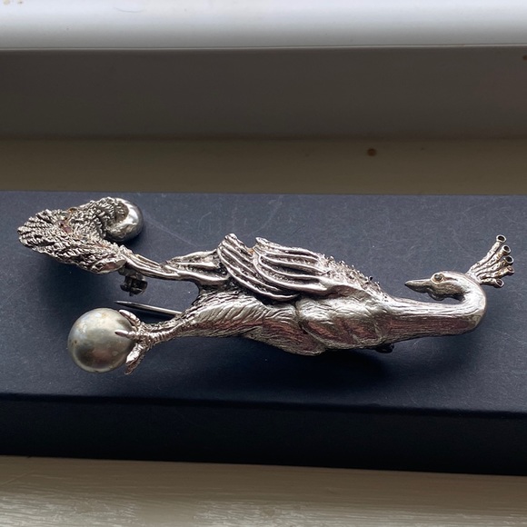 Oleg Cassini Large Brooch. Very Rare. - Picture 4 of 10